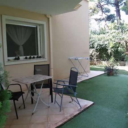 Verde Apartment Nea Makri